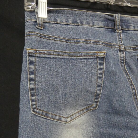 STREET CODE NEW YORK | size 7 | Blue Denim Jeans - Picture 10 of 16